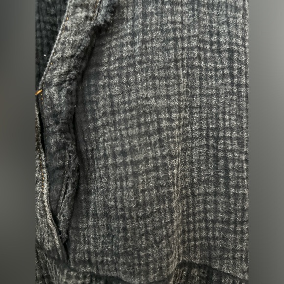 Beautiful, light material - Picture 2 of 2